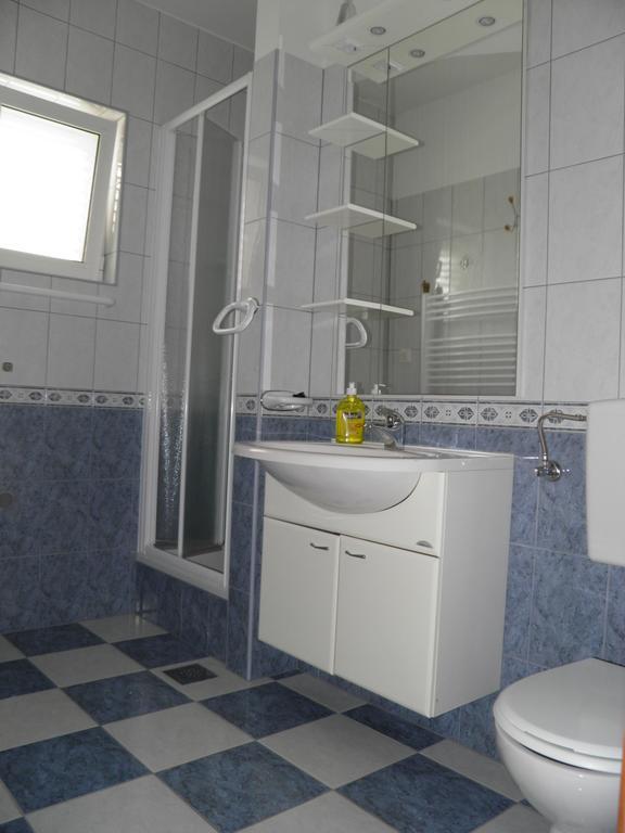 Apartmani Galeb Биоград-на-Мору Экстерьер фото