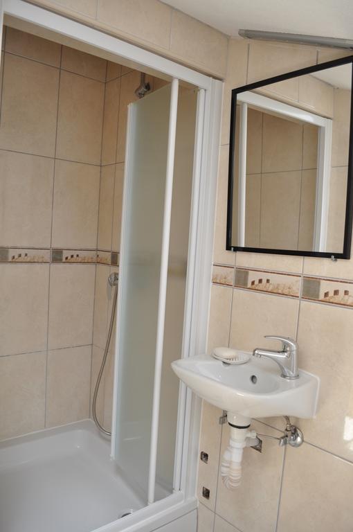 Apartmani Galeb Биоград-на-Мору Экстерьер фото